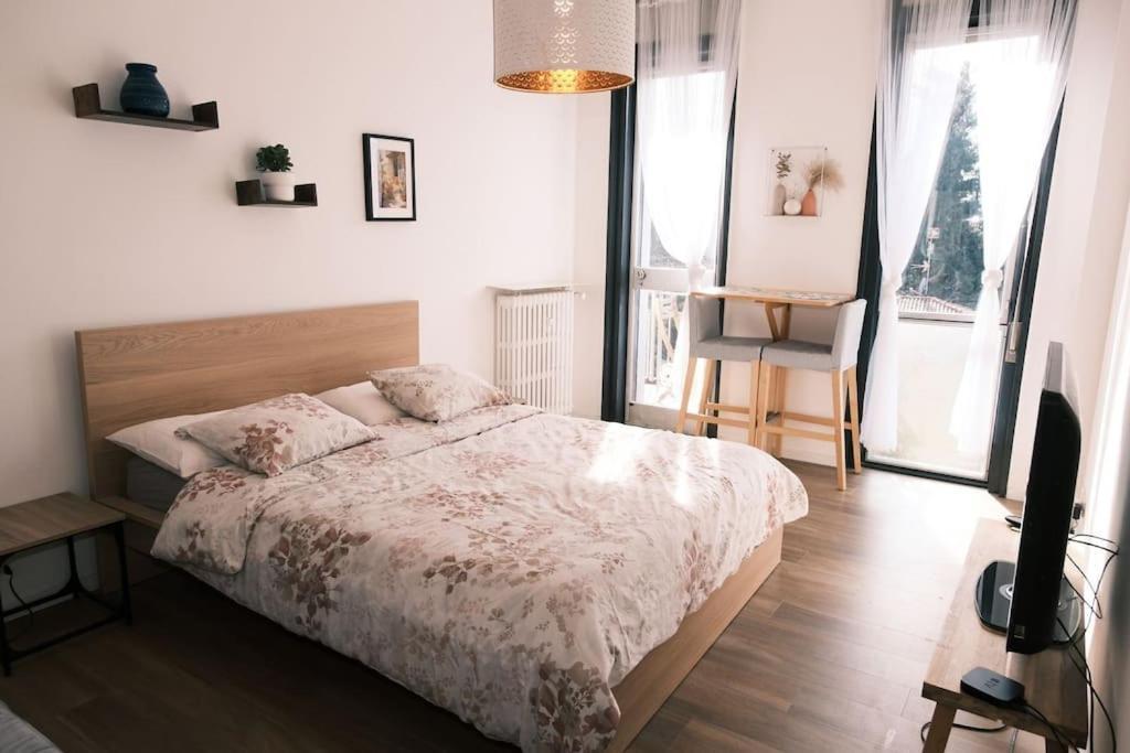 Studio With Lake And Montains Views Free Parking Luino Extérieur photo